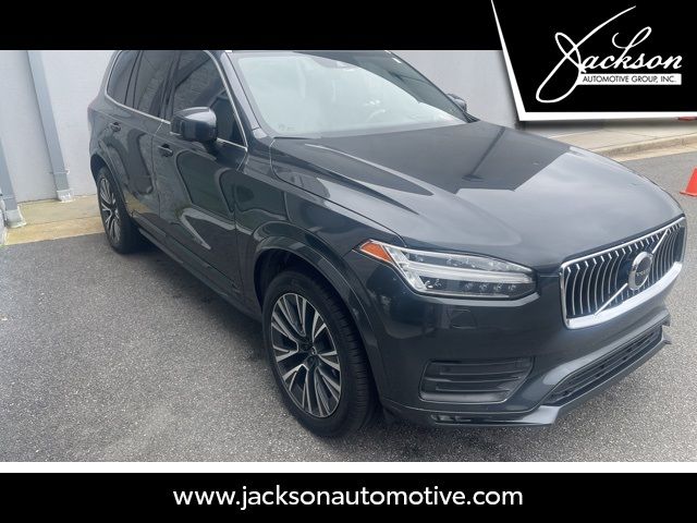 2021 Volvo XC90 Momentum