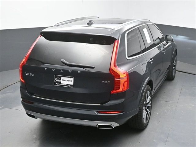 2021 Volvo XC90 Momentum