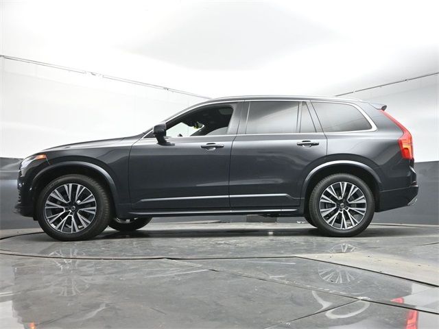 2021 Volvo XC90 Momentum