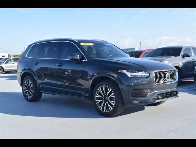 2021 Volvo XC90 Momentum