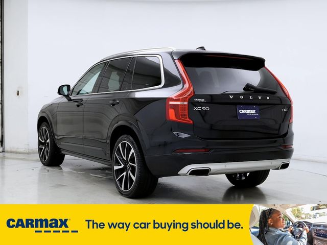 2021 Volvo XC90 Momentum