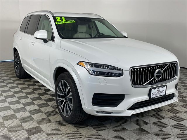 2021 Volvo XC90 Momentum