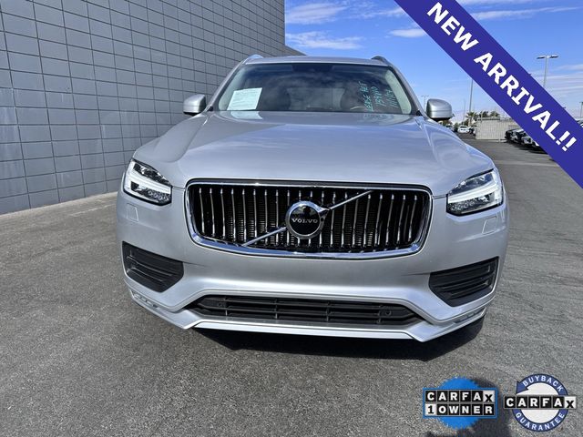 2021 Volvo XC90 Momentum