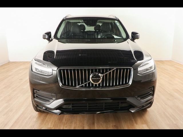 2021 Volvo XC90 Momentum