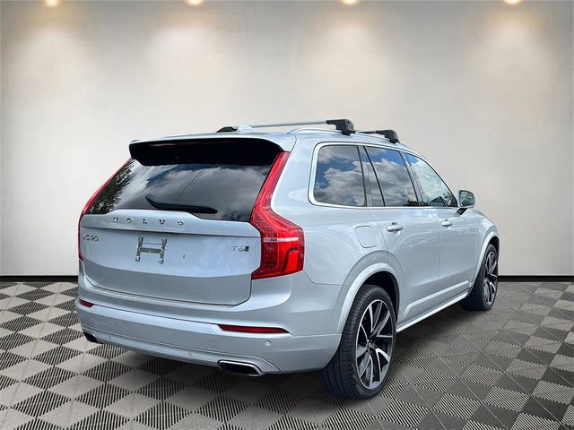 2021 Volvo XC90 Momentum