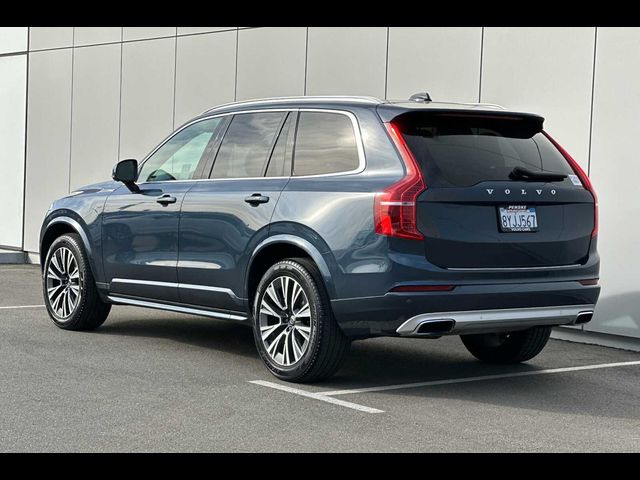 2021 Volvo XC90 Momentum