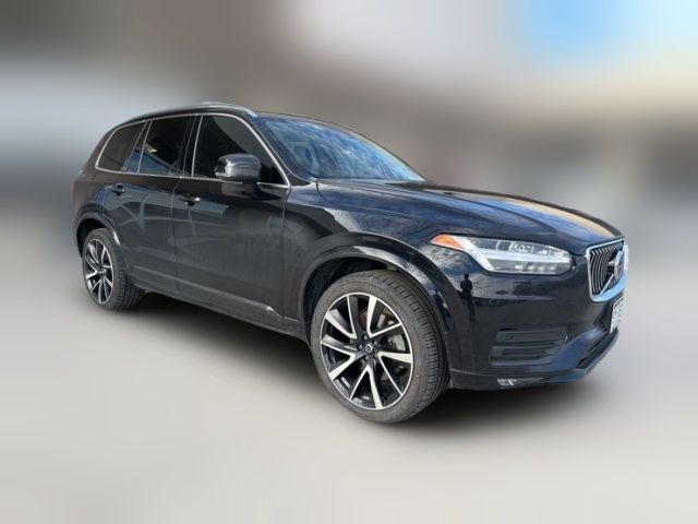 2021 Volvo XC90 Momentum