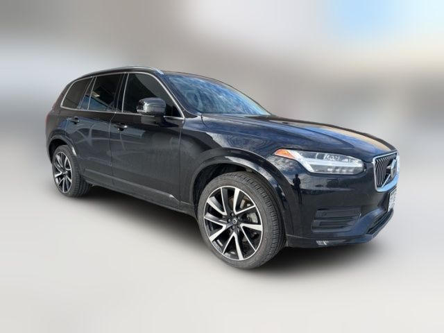 2021 Volvo XC90 Momentum