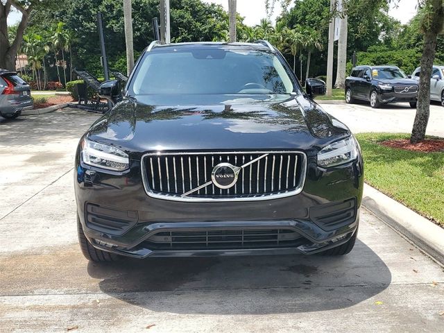 2021 Volvo XC90 Momentum