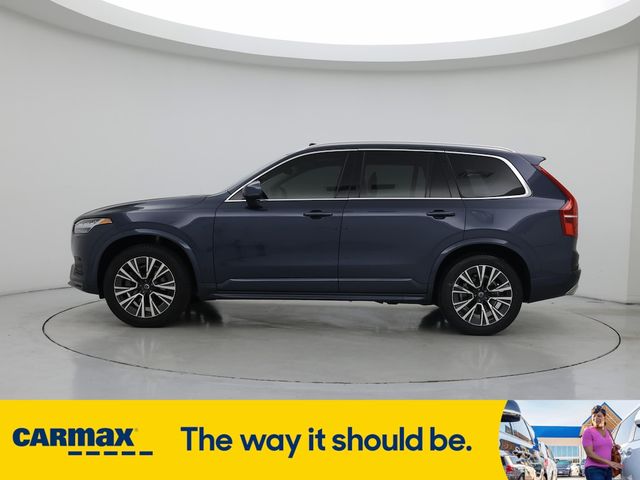 2021 Volvo XC90 Momentum