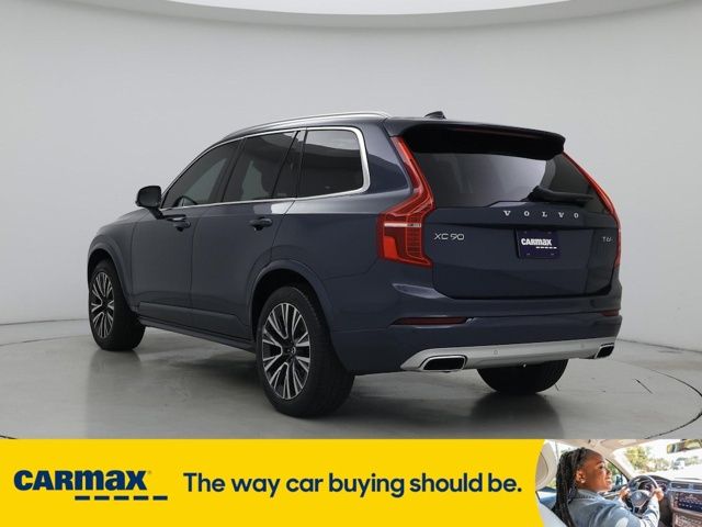 2021 Volvo XC90 Momentum