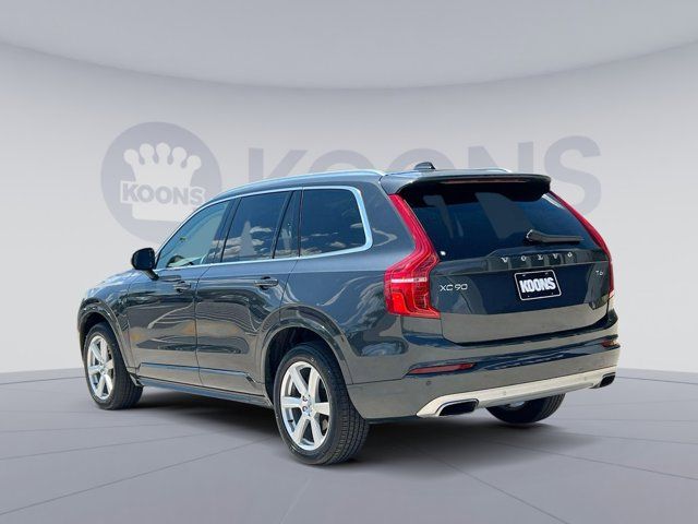 2021 Volvo XC90 Momentum