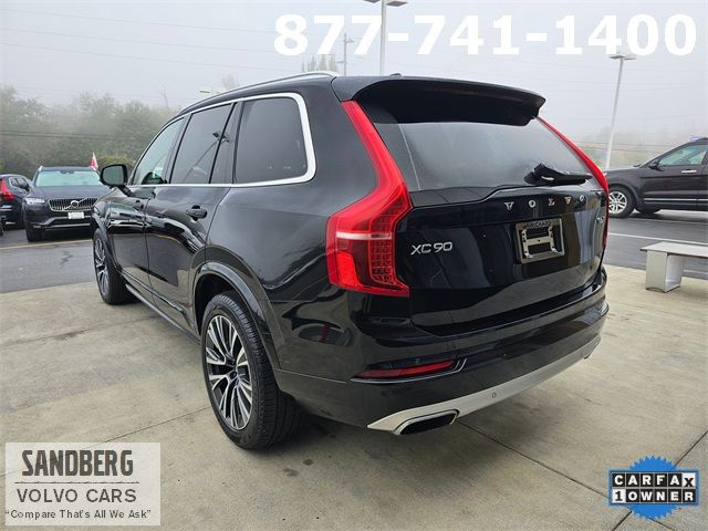 2021 Volvo XC90 Momentum