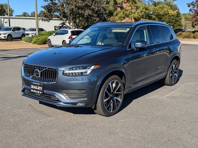 2021 Volvo XC90 Momentum