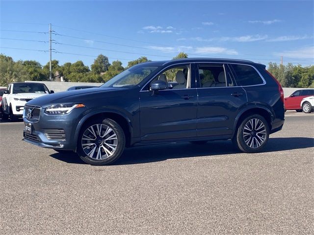 2021 Volvo XC90 Momentum