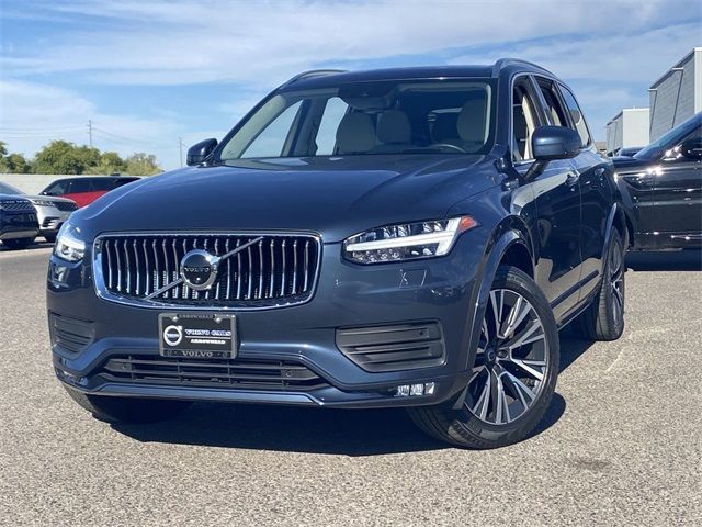 2021 Volvo XC90 Momentum