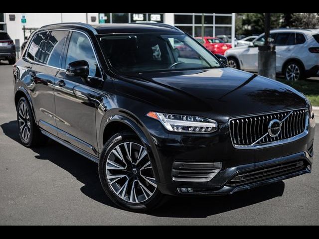 2021 Volvo XC90 Momentum