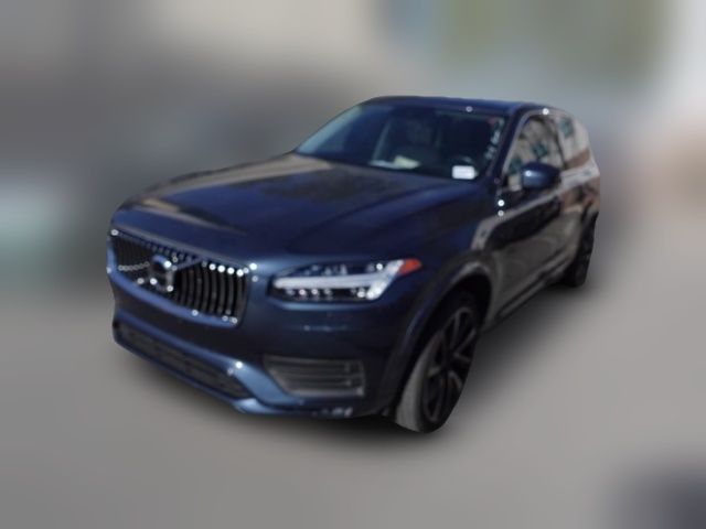 2021 Volvo XC90 Momentum