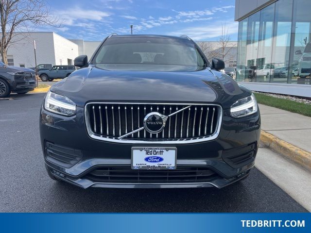 2021 Volvo XC90 Momentum