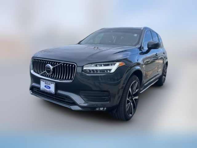 2021 Volvo XC90 Momentum