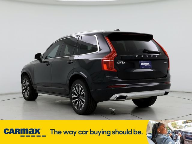 2021 Volvo XC90 Momentum