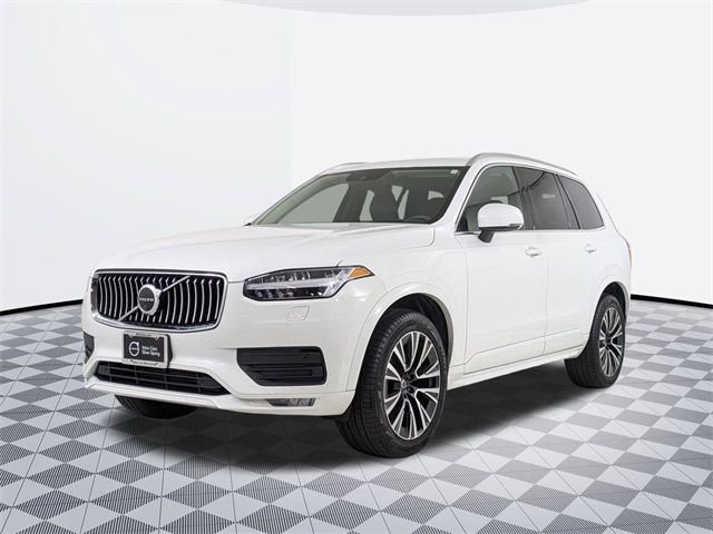 2021 Volvo XC90 Momentum