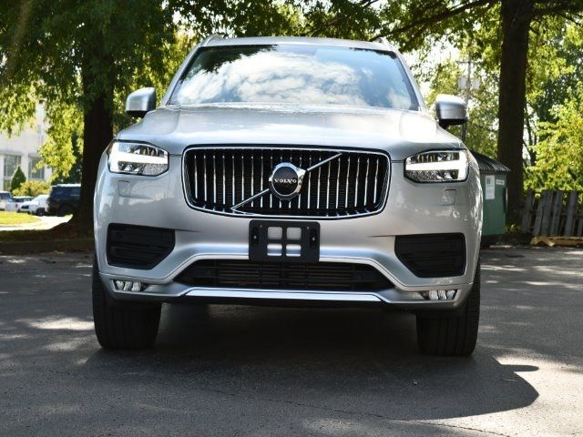 2021 Volvo XC90 Momentum