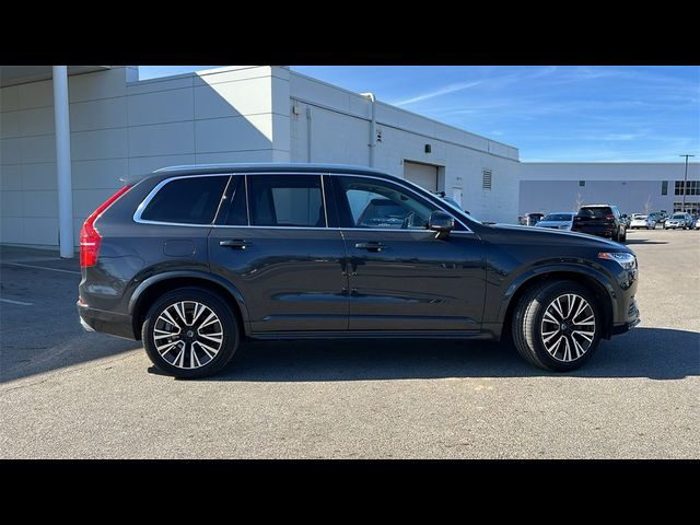 2021 Volvo XC90 Momentum