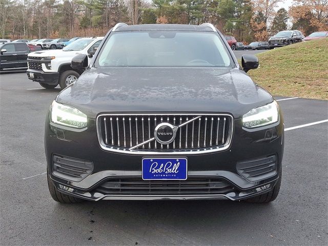 2021 Volvo XC90 Momentum