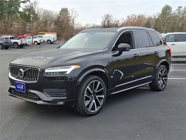 2021 Volvo XC90 Momentum