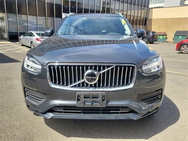 2021 Volvo XC90 Momentum