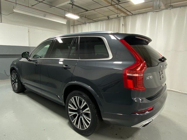 2021 Volvo XC90 Momentum