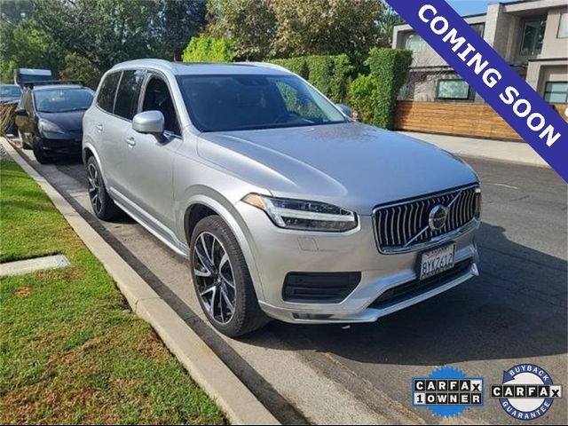 2021 Volvo XC90 Momentum