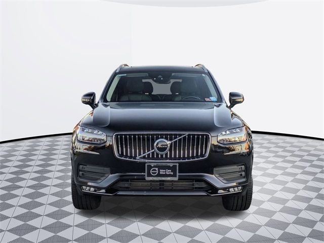 2021 Volvo XC90 Momentum