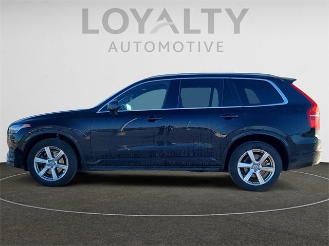 2021 Volvo XC90 Momentum