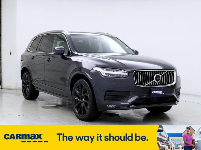 2021 Volvo XC90 Momentum