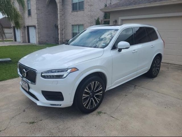 2021 Volvo XC90 Momentum