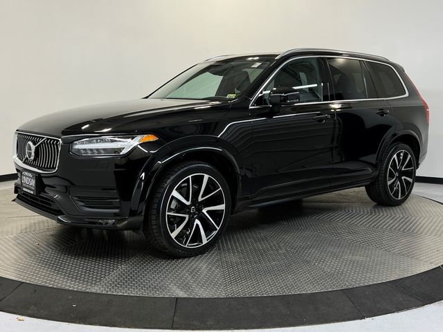 2021 Volvo XC90 Momentum