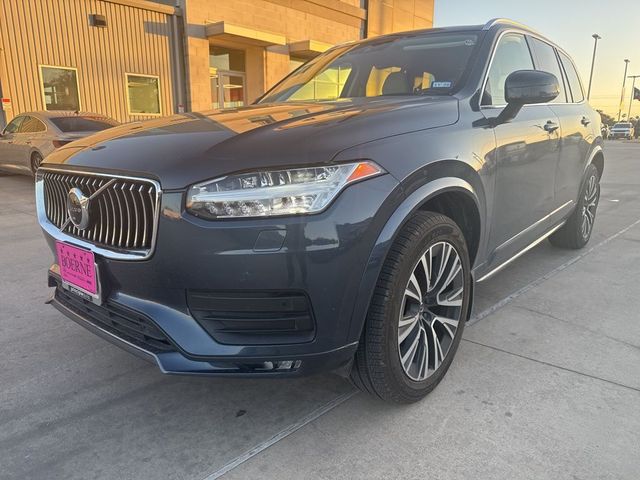 2021 Volvo XC90 Momentum