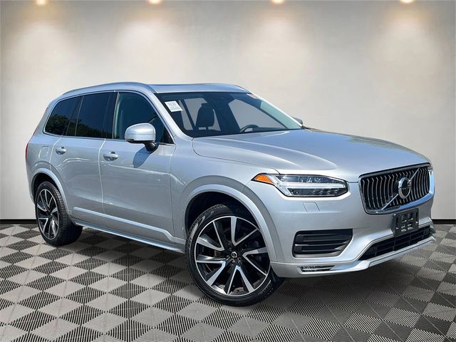 2021 Volvo XC90 Momentum