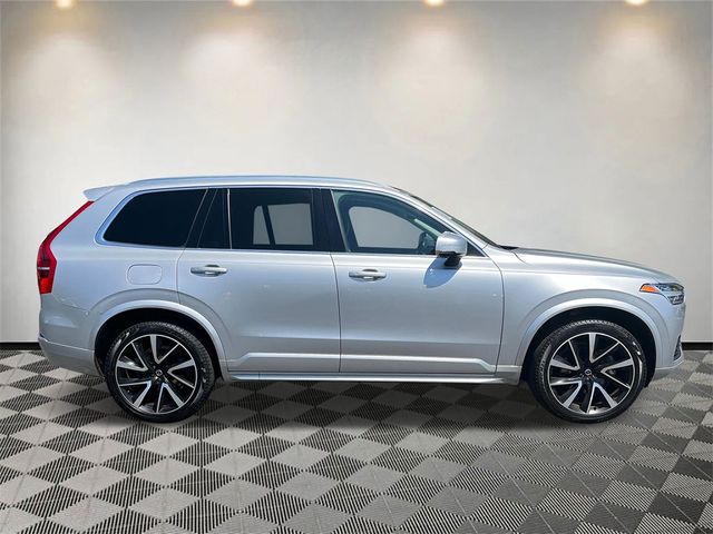 2021 Volvo XC90 Momentum