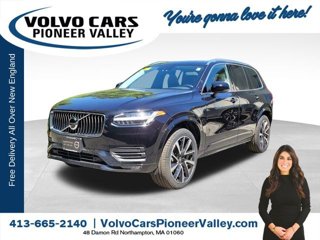 2021 Volvo XC90 Momentum