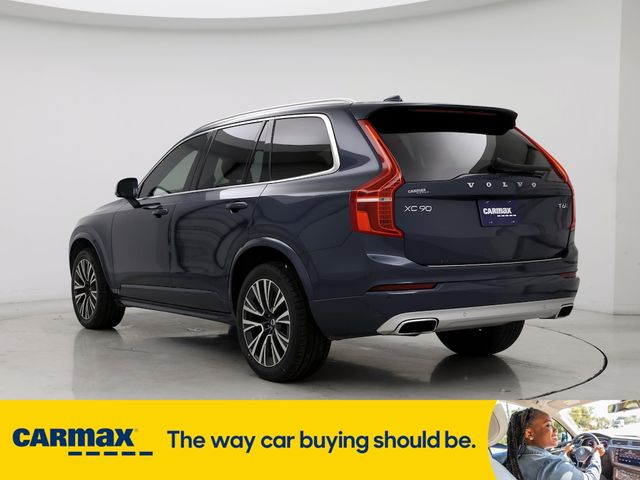 2021 Volvo XC90 Momentum