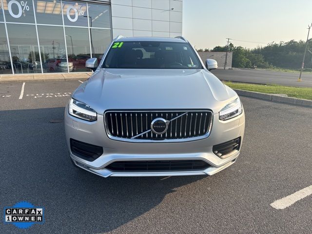 2021 Volvo XC90 Momentum