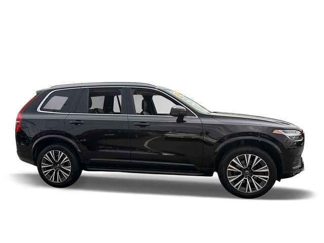 2021 Volvo XC90 Momentum