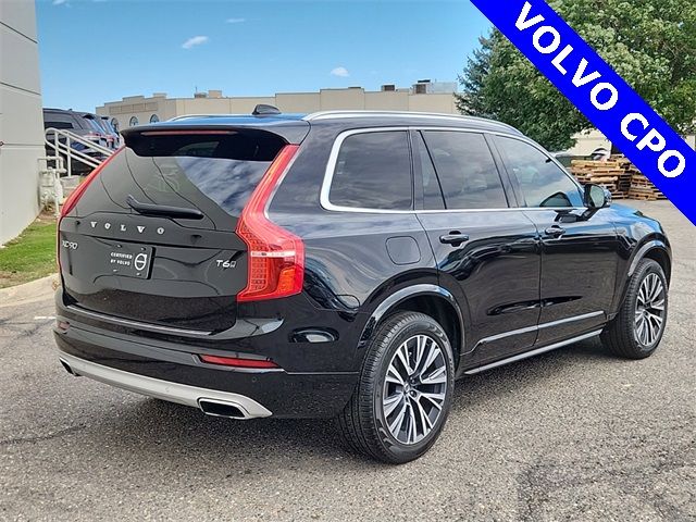 2021 Volvo XC90 Momentum