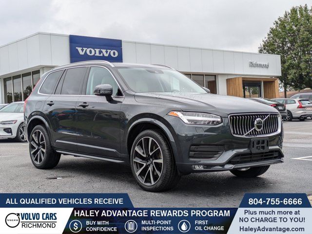 2021 Volvo XC90 Momentum