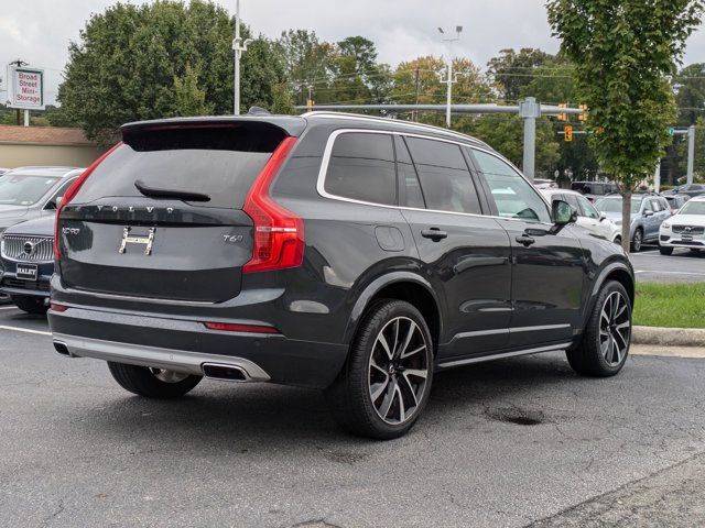 2021 Volvo XC90 Momentum