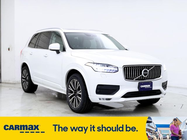 2021 Volvo XC90 Momentum