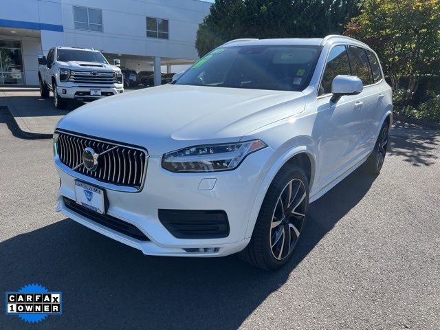 2021 Volvo XC90 Momentum